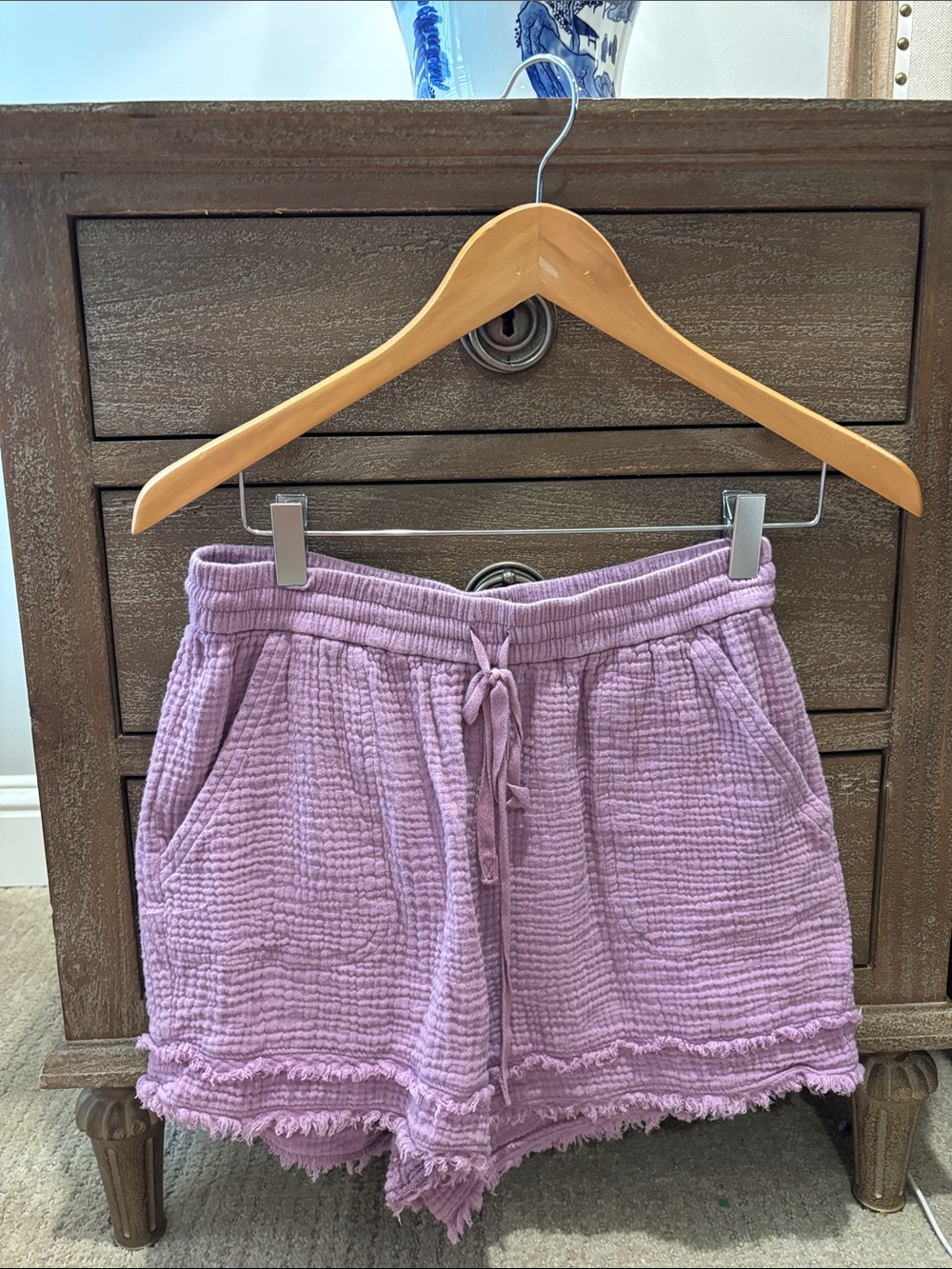 Women's Lavender Textured Drawstring Shorts
